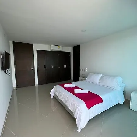 Apartamento 2 Dormitorios Morros Americas. Piscina